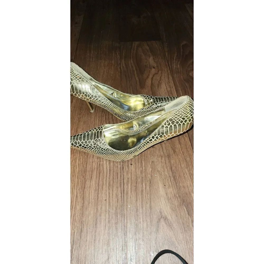 Metallic Gold Pumps  - Picture 3 of 6